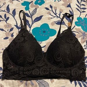 Victoria’s Secret PINK push-up bralette in size large
